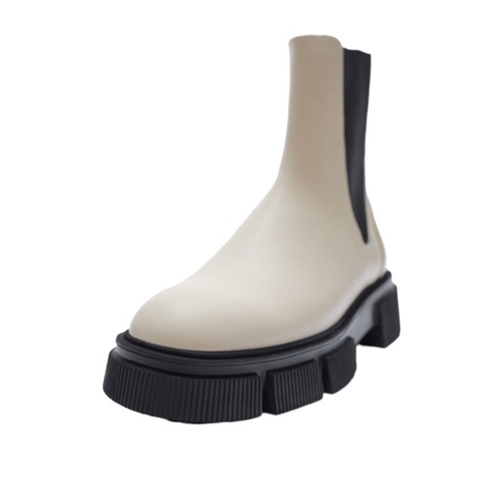 ZARA Women’s Off-White Lug Sole Ankle Boots Flat Leather Booties Size 40 (9)‎